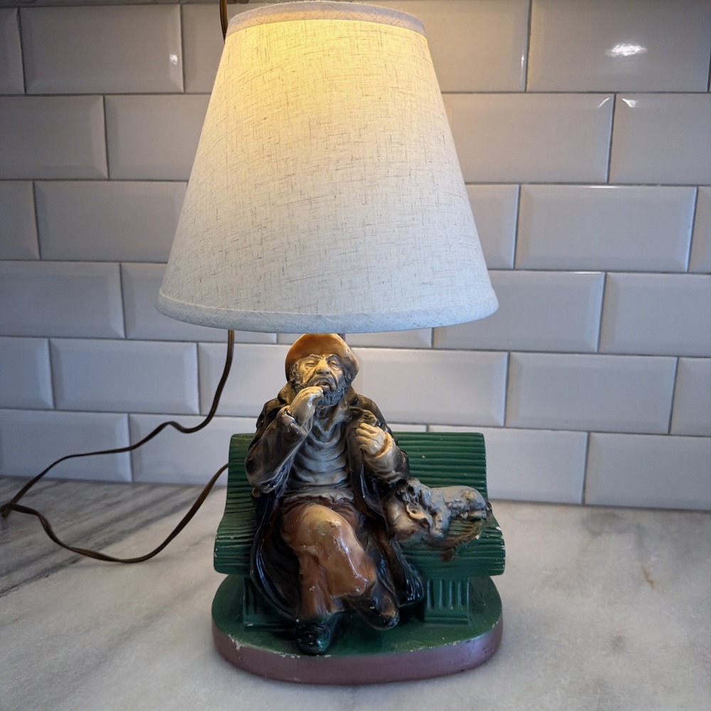 Vintage Ceramic Hobo On A Bench With His Dog Lamp GW995
